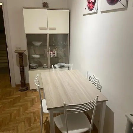 Vista Vittorio Veneto アパート